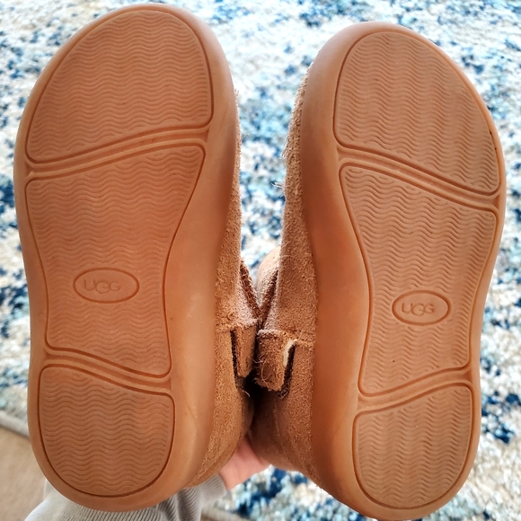 Toddler Ugg boots - Picture 4 of 4